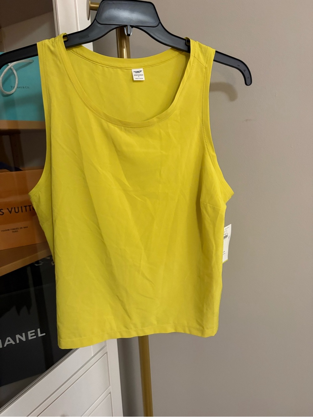 Old Navy Women's Tank Top - Yellow. Size L. NWT